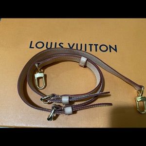 Louis Vuitton strap